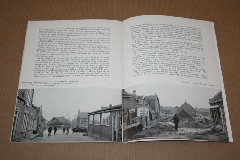 Erik West - Gemartelde grond - Naar aanleiding van de Ramp van 1 Februari 1953