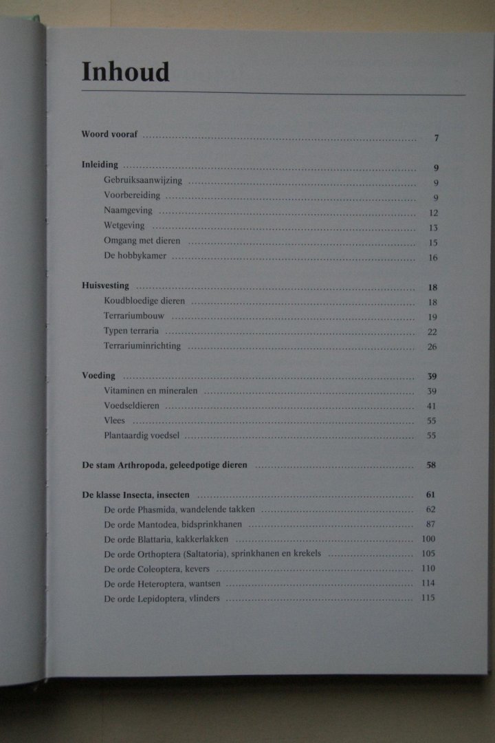Bruins, Eugene - Geillustreerde Terrarium Encyclopedie reptielen, amfibieen, spinnen, insecten- overzichtelijk per soort gerangschikt  Alles Over VOEDING, HUISVESTING, BEHANDELING, ZIEKTEN, Zelf Kweken