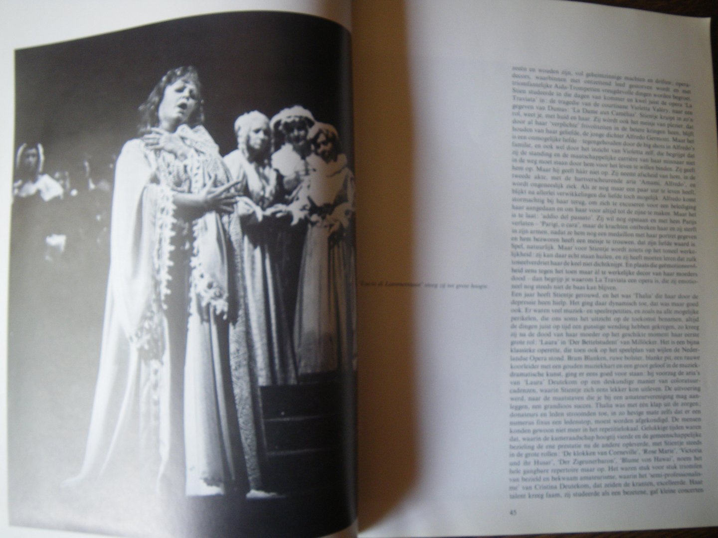 Reedeveld J.H. - La DEUTEKOM, documentaireboek over Christina m.m.v. Pierre Huyskens/Jan-Willem Hofstra