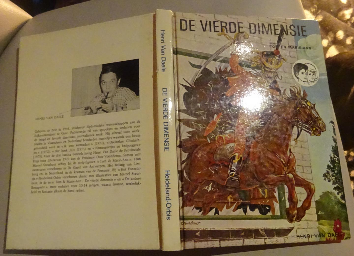 Daele, Henri van - Vierde dimensie / druk 1