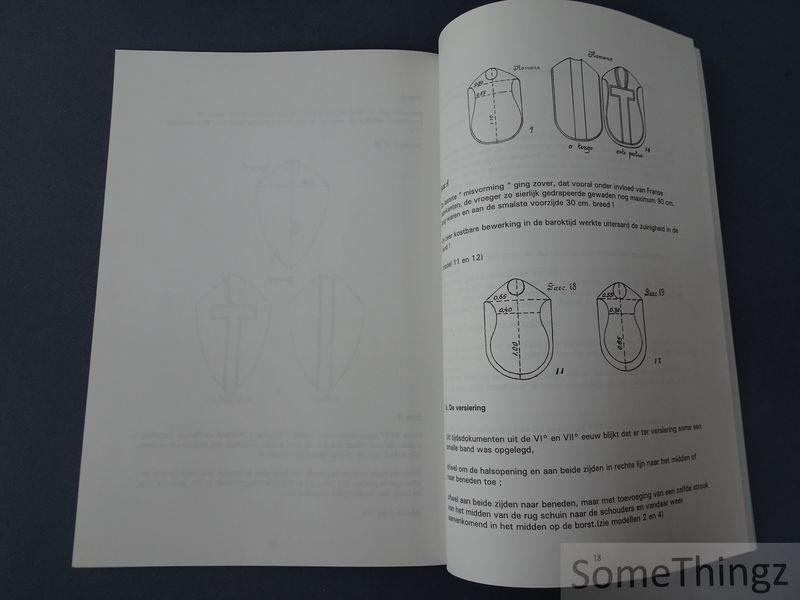 Vangeel, Luc. - De Sint Martinuskerk van Rijmenam : historische schets en beschrijvende catalogus van de kerkschat.