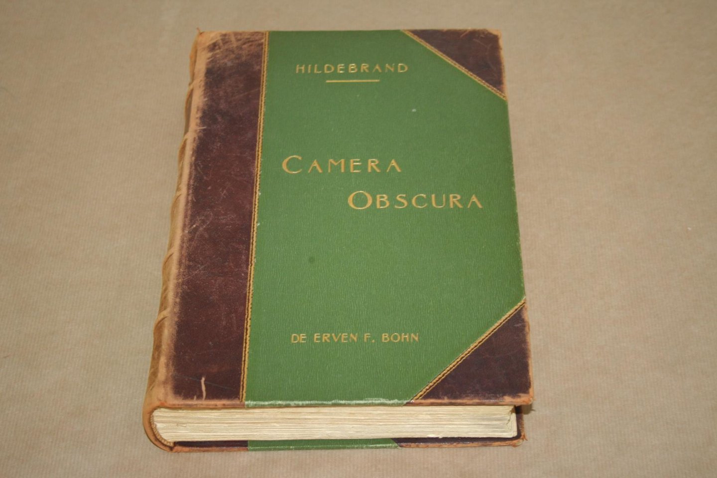 Hildebrand - Camera Obscura