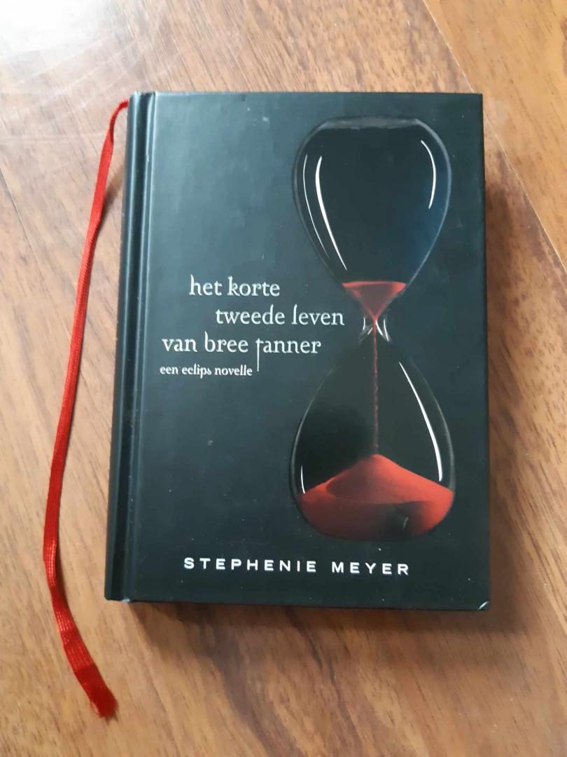 Meyer, Stephenie - Twilight saga Het korte tweede leven van Bree Tanner / een Eclips novelle
