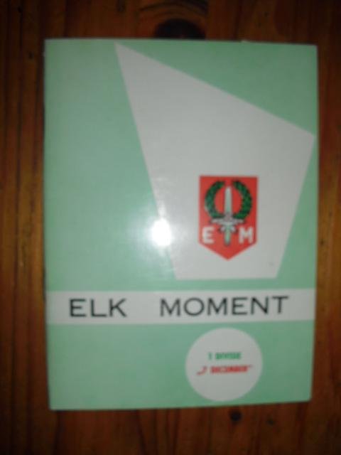  - Elk Moment. 1 Divisie "7 December"