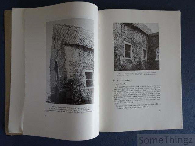 M. Bussels en G.V. Lux. - Archeologica Belgica. De opgravingen in en om de kapel van het gasthuis te Borgloon.