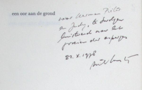 Kusters, Wiel. - Een oor aan de grond.