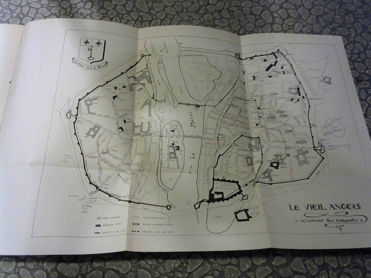 Sarazin, André - Evocation du vieil Angers. No. d'édition: 704