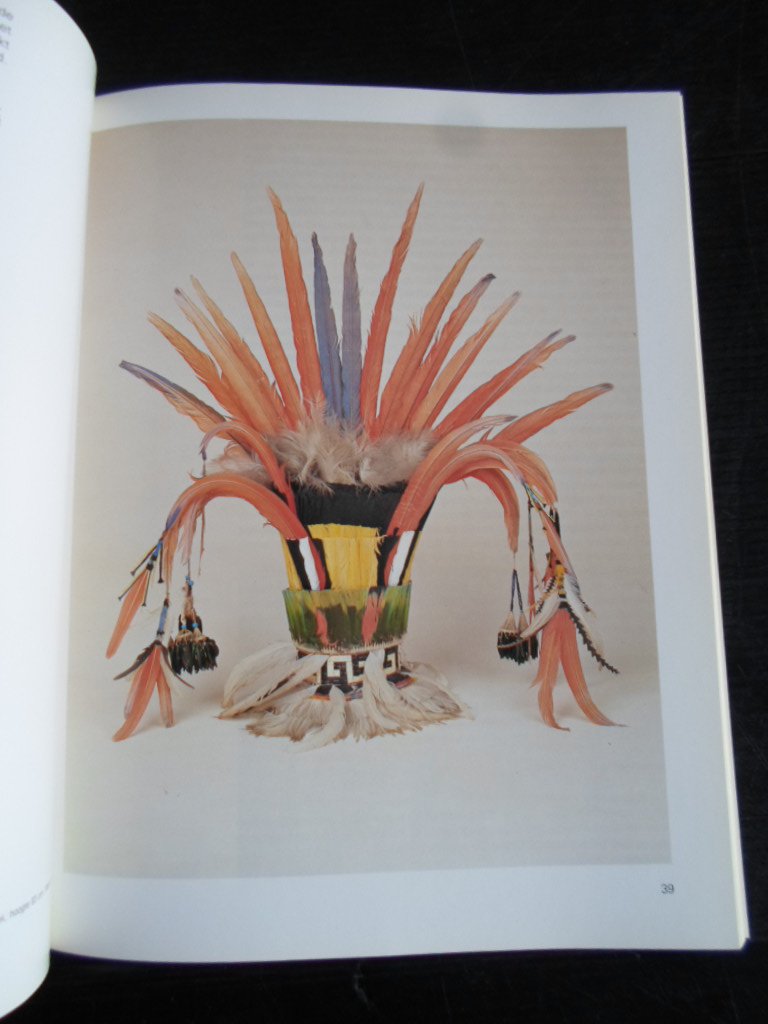 Dongen, P.L.F.van & Th.J.J.Levenaar, K.Vos - Jaargetijden van de mens, Tgv 150 jaar Rijksmuseum voor Volkenkunde