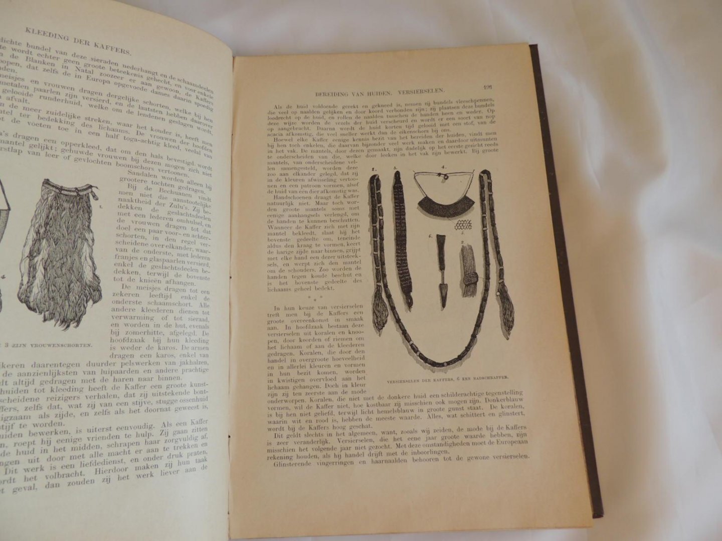 Blink, H - De Bewoners der Vreemde Werelddeelen. Afrika-Azië-Amerika-Australië; in hun leven, zeden en gewoonten, naar hun staatkundige, economische en sociale ontwikkeling en tevens in hun verhouding tot Europesche volken beschreven