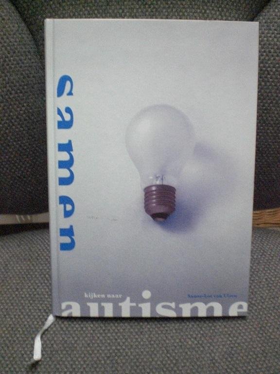 Ulzen, Sanne-Lot van - Samen kijken naar autisme