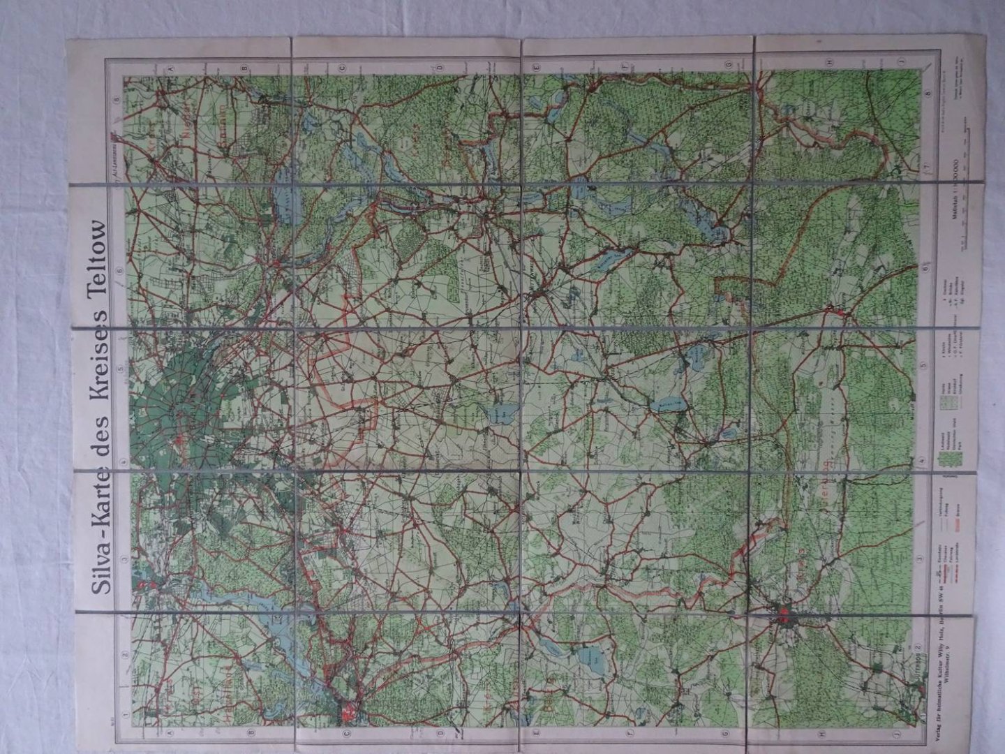 N.n.. - Silva Karte des Kreises Teltow. 6 Farbig. Die Karte enthält das Gebiet des Kreises Teltow und den Nördl. Teil des Kreises Jüterbog-L, inbesondere die Städte: Berlin, Trebbin, Jüterbog, Mittenwalde, Zossen, Cöpenick, Teupitz.