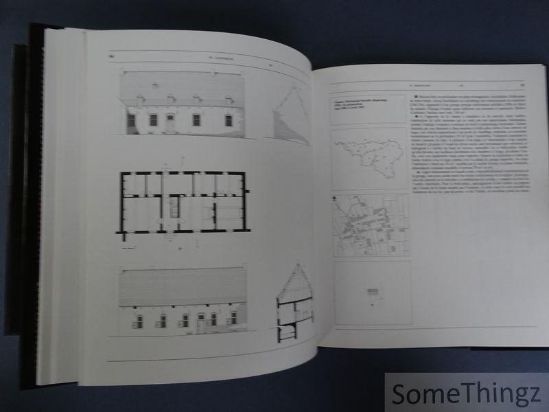 Genicot, Luc-Francis / Butil, Patricia / de Jonghe, Sabine / Lozet, Bernadette et Weber, Philippe. - Le patrimoine rural de Wallonie. La maison paysanne. Vol.1: Des modèles aux réalités. Vol.2: Portefeuille d'architecture régionale.