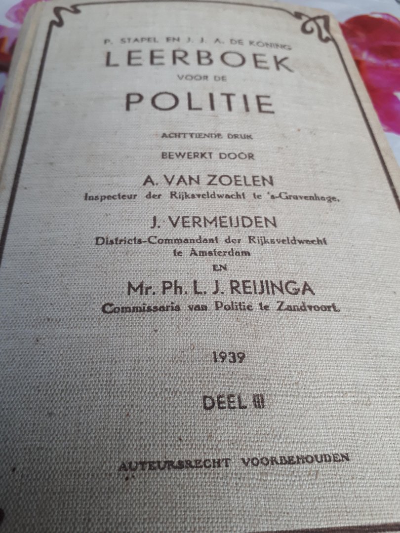 Stapel - Leerboek voor de politie deel 3