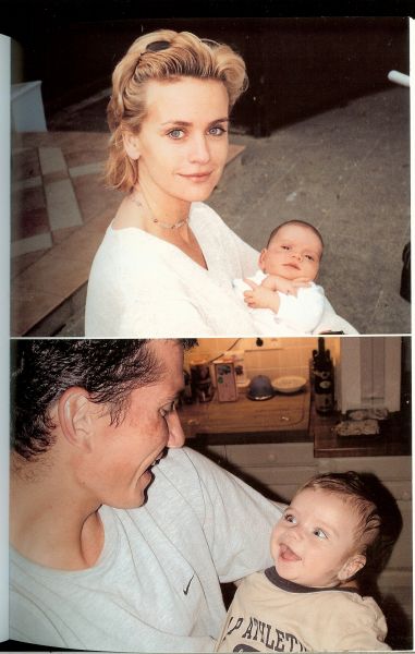 Deckers, Daphne .. Omslagfoto : Mike van den Toorn en Omslagontwerp ; Hans Britsemmer - De geboorte van een gezin  ..  Over opvoeden en afzien van dag een tot groep een