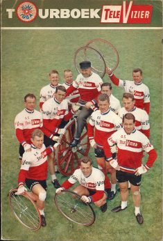 KEES PELLENAARS - Tourboek Televizier 1964