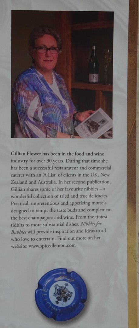 Flower, Gillian - Nibbles for Bubbles [ isbn 9780646925363 ]