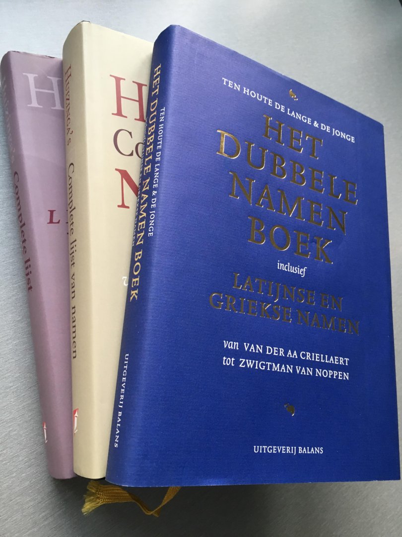 Huizinga, A. - Ten Houte de Lange, C.E.G. - De Jong, A.D. - Drie boeken over familie- en voornamen