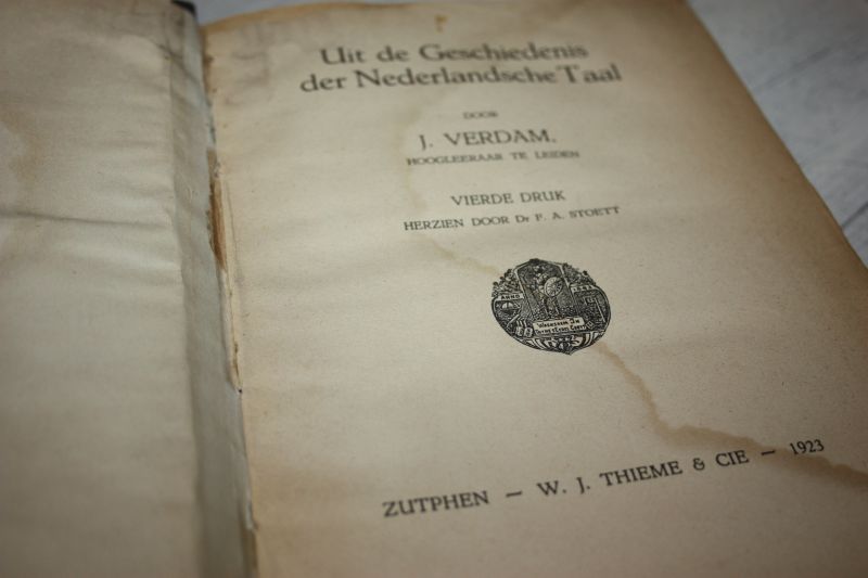 Verdam, J. - Uit de geschiedenis der Nederlandsche Taal