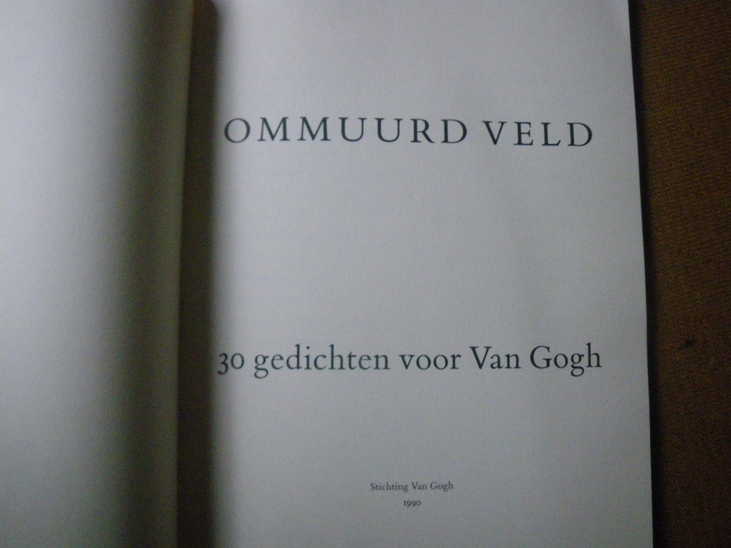 red 30 dichters - Ommuurd veld. 30 gedichten voor Van Gogh