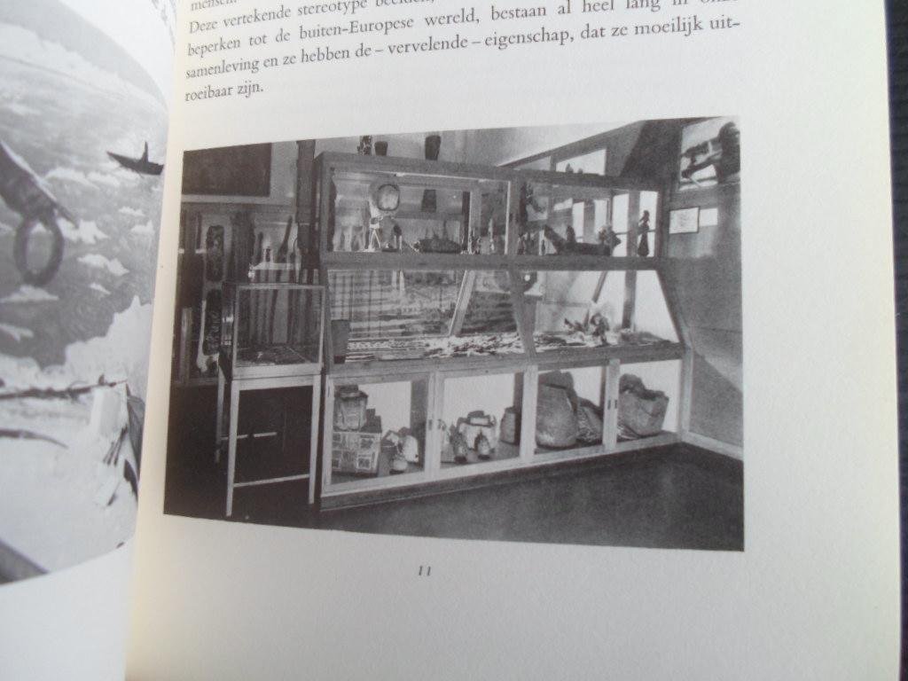  - Kijken zien beleven, Educatief werk in volkenkundige musea