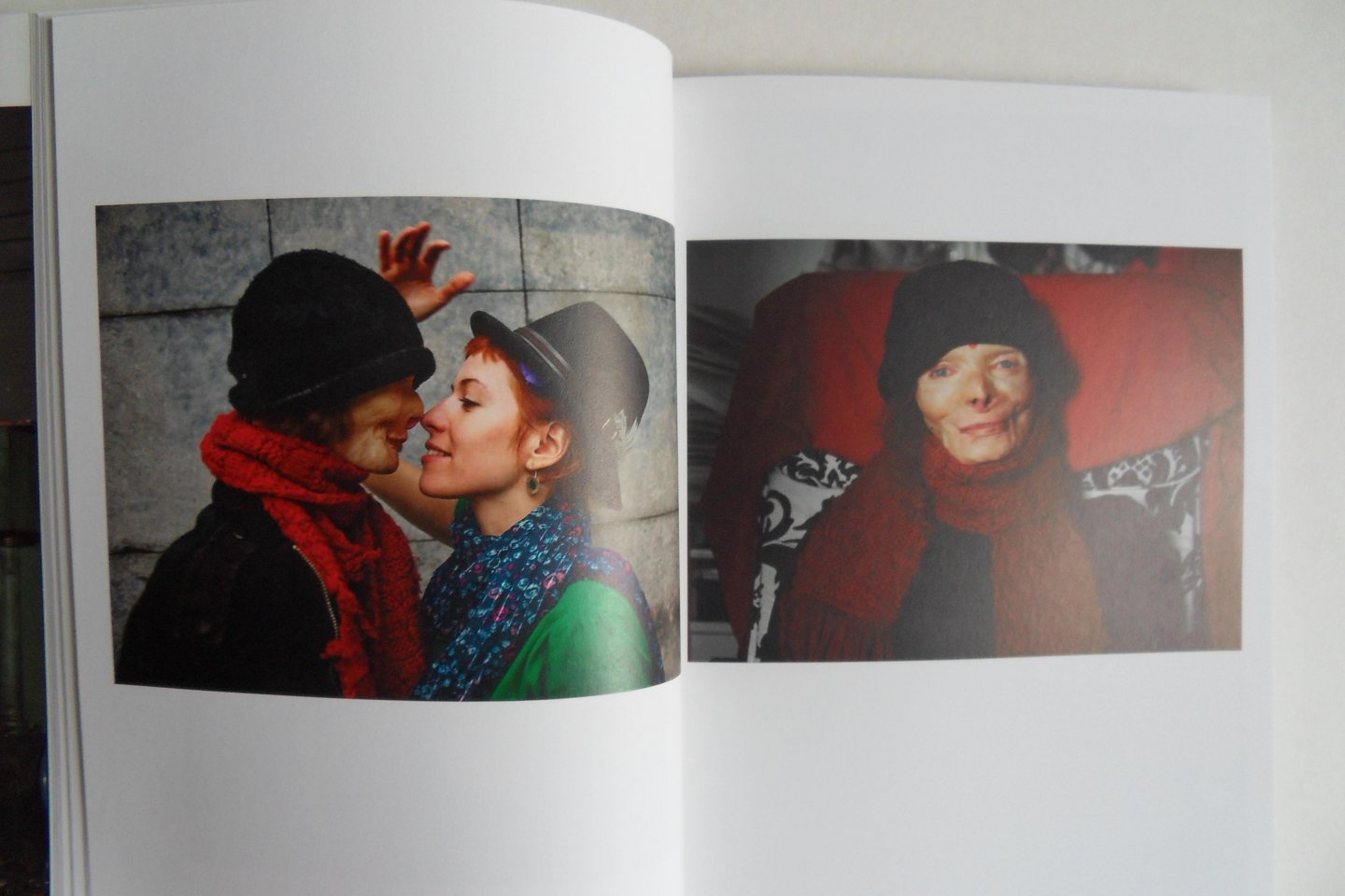 Bolt, Rodney (text editor); Wellford, James (inleiding). - World Press Photo. - Next #02 - On the theme "Trust".