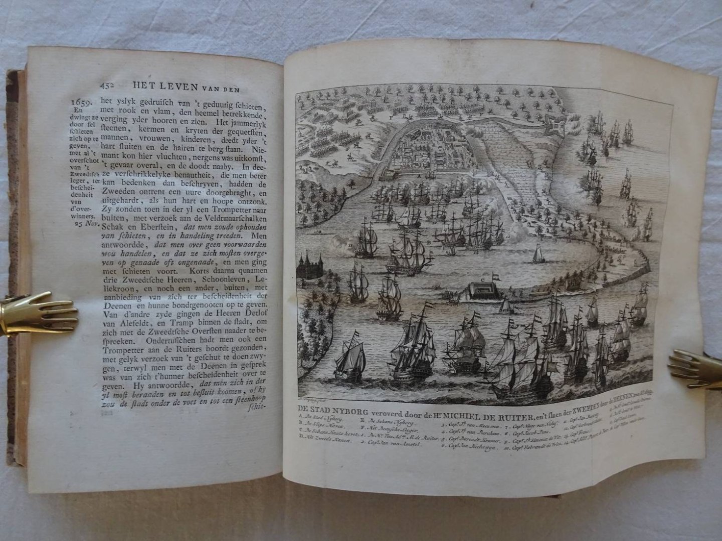 Brandt, Gerard. - Het leven en bedryf van den Heere Michiel de Ruiter, hertog, ridder, & c., lieutenant admiraal van Hollandt en West-Vrieslandt. Op nieuw uitgegeeven door E.M. Engelberts. Eerste deel.