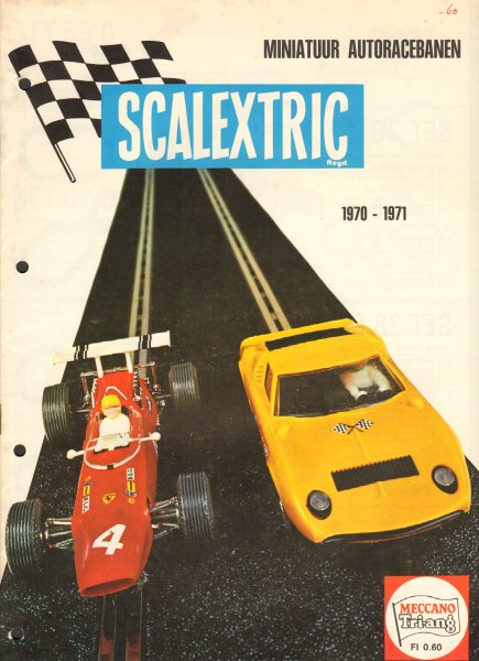 Scalextric - Catalogus Scalextric 1970-1971 miniatuur autoracebanen + toebehoren + nieuwe modellen auto's, 16 pag. geniete softcover + losse bestellijst, goede staat (wel twee perforatiegaatjes)