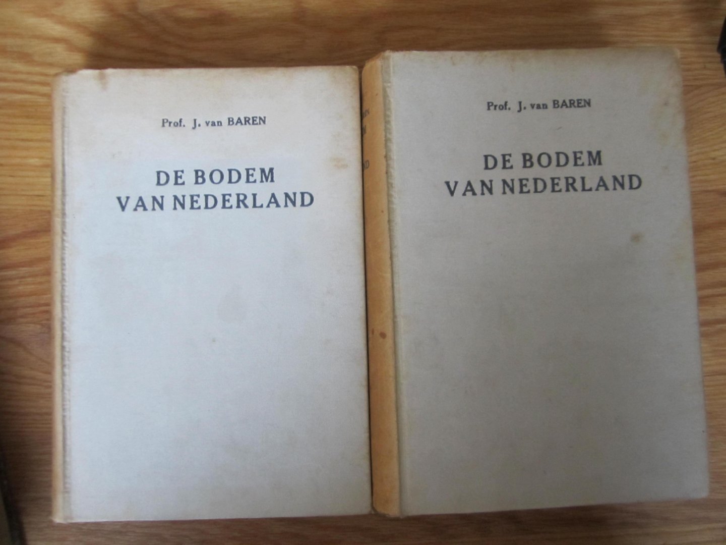 Baren, J. van - De bodem van Nederland Deel 1 en 2