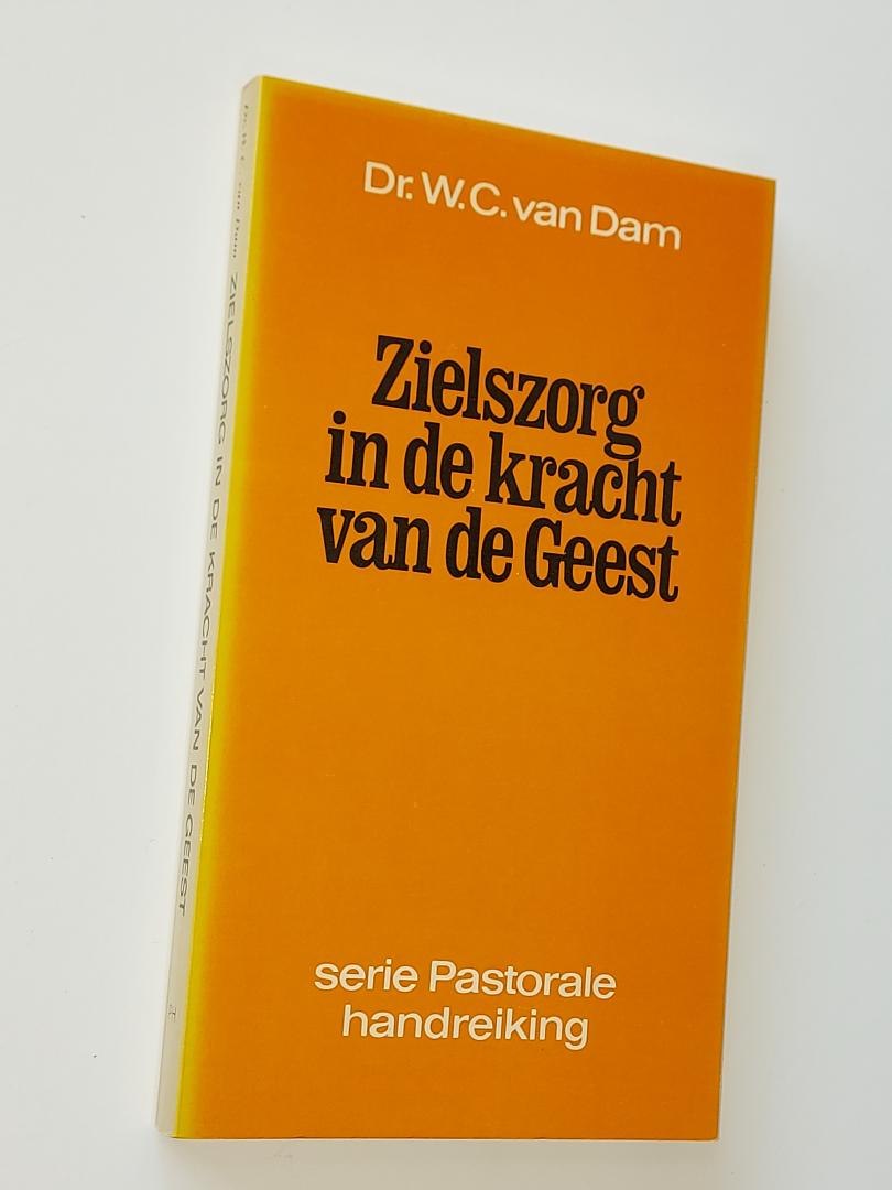 Dam, W.C. van - Zielszorg in de kracht van de Geest