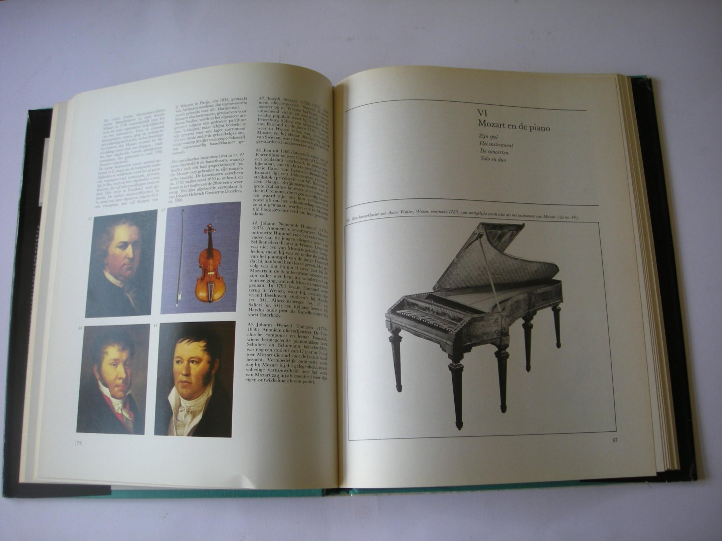 Hutchings, Arthur / Hogarth,A.,eindred. / Richter,G., illustr. - Mozart. - De mens /   Mozart - De musicus