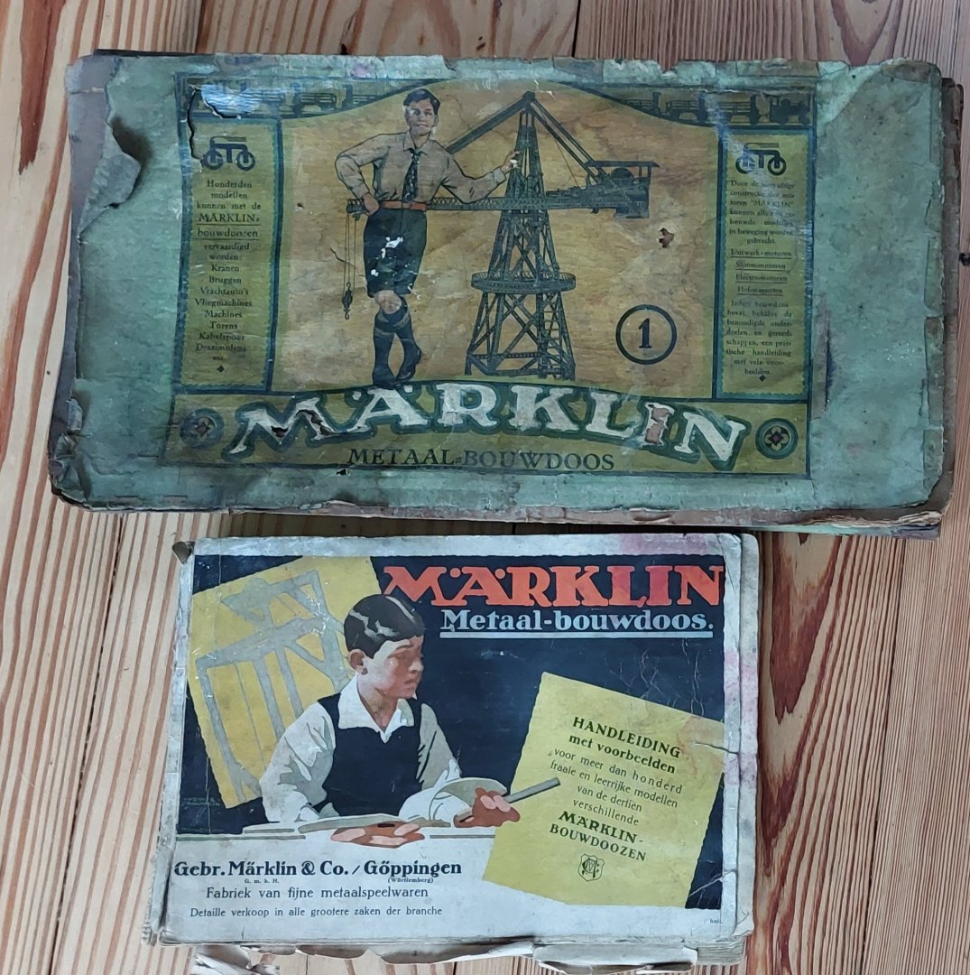 Märklin - Märklin Metaalbouwboos 1 en Märklin Handleiding no. 150623 (ca. 1920) N.B.: Doos heeft geen onderdelen erin zitten.