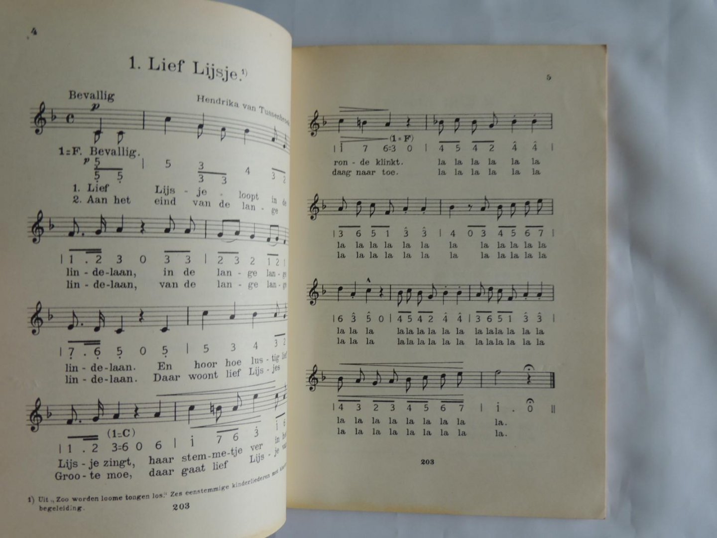 Veldkamp J en K. ( verzameld ) - De Lentewind waait Zangbundel van Hendrika van Tussenbroek