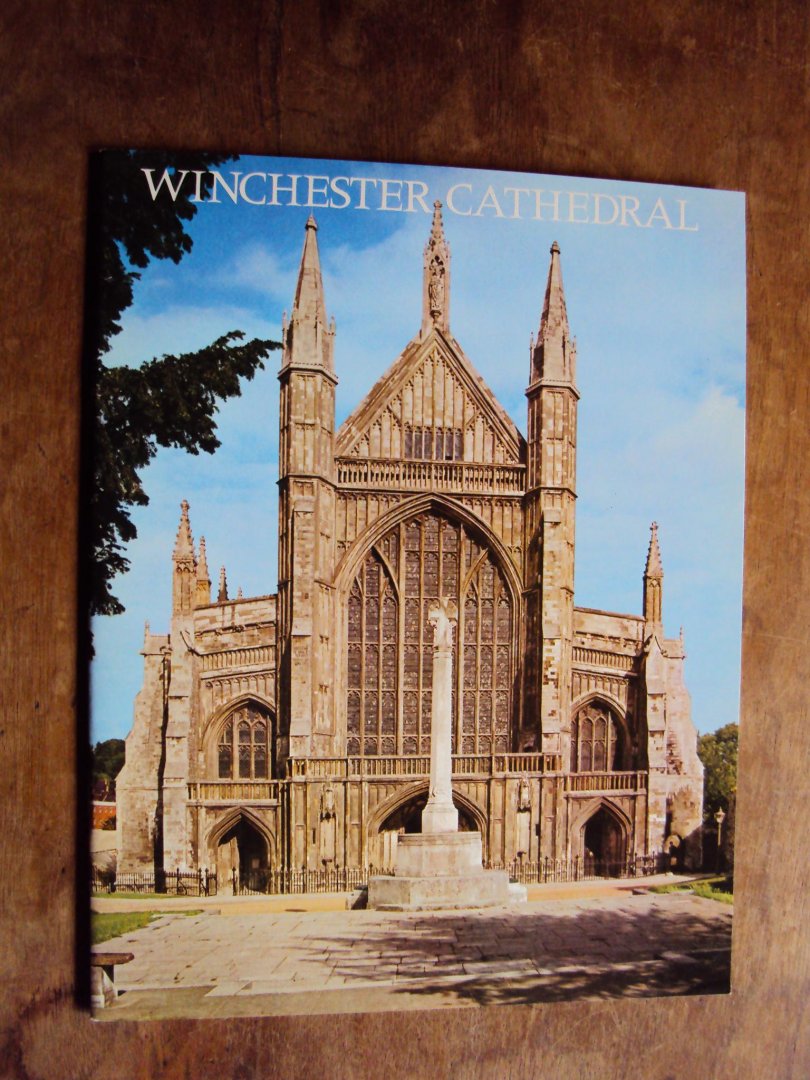 Sykes, N. - Winchester Cathedral