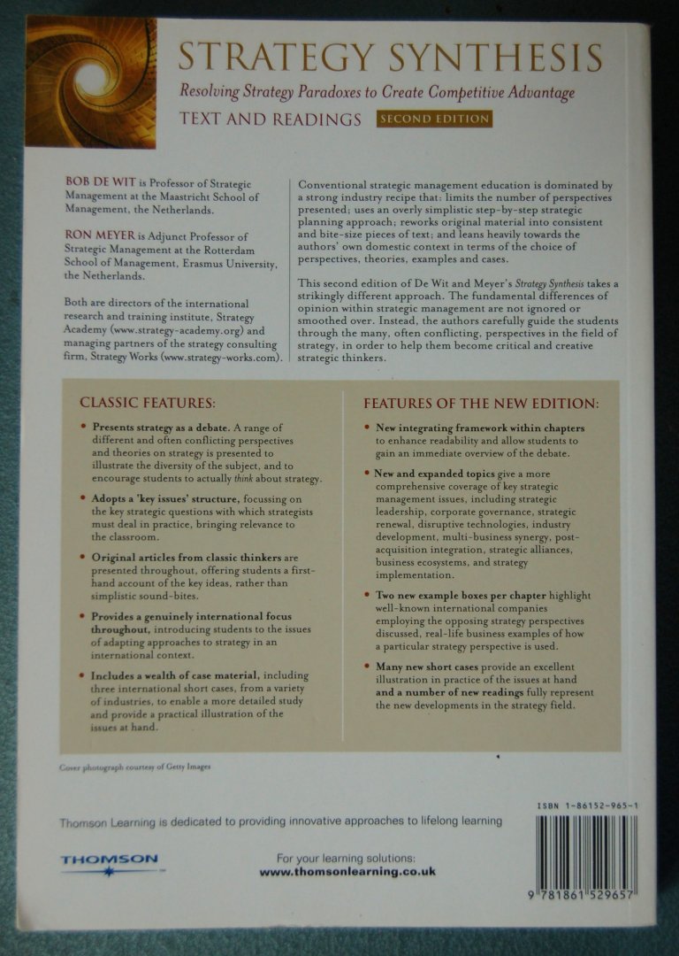 Wit, Bob de / Meyer, Ron - Strategy Synthesis / Resolving Strategy Paradoxes to Create Competitive Advantage