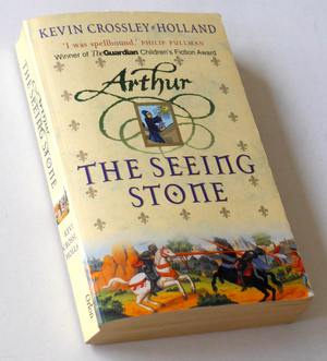Crossley-Holland, Kevin - The Seeing Stone. First book of the Arthur trilogy