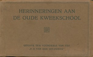  - Herinneringen aan de oude kweekschool, Ansichtkaartenboekje over de kweekschool Koudenhoorn.