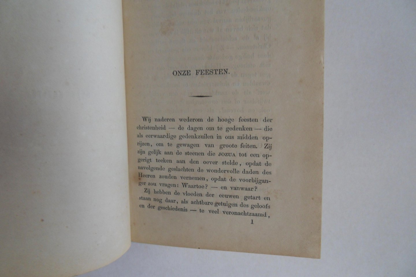 Elise. [ Schrijfster van "Hermine" ]. - Feestklanken en Lijdenstoonen.