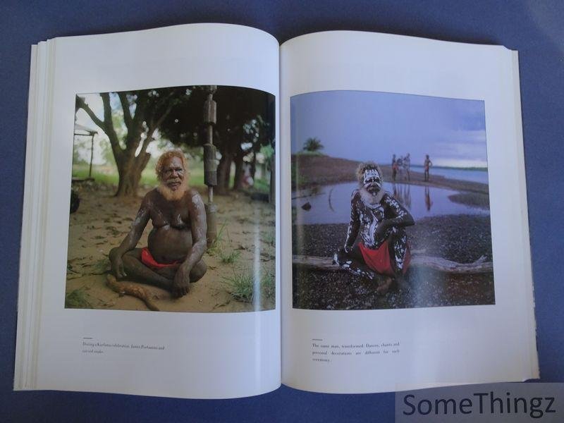 Smith, Heide. - Tiwi. The Life and Art of Australia's Tiwi People.