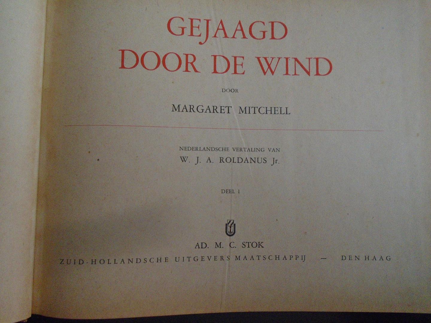 MITCHELL, MARGARET - GEJAAGD  DOOR  DE  WIND . DEEL 1