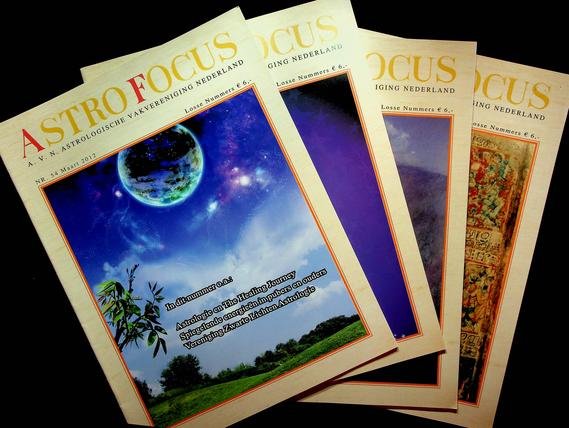  - AstroFocus. Jaargang 2012, Nr. 54 t/m 57