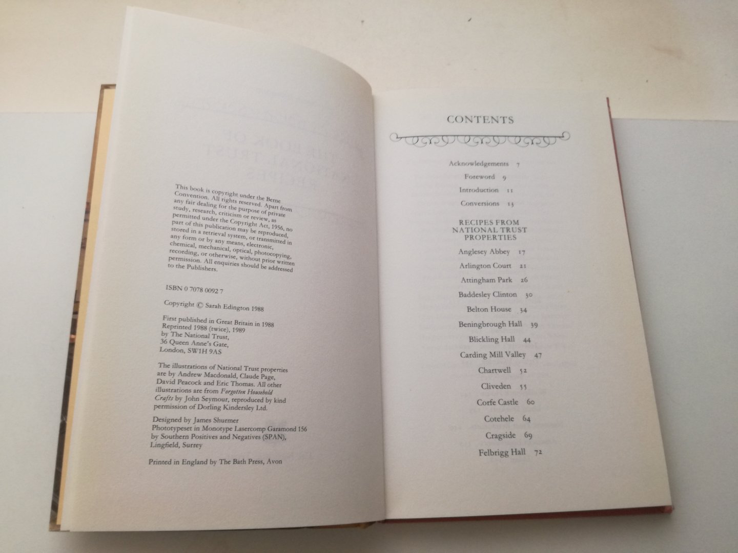 Sarah Edington - The book of National Trust Recipes