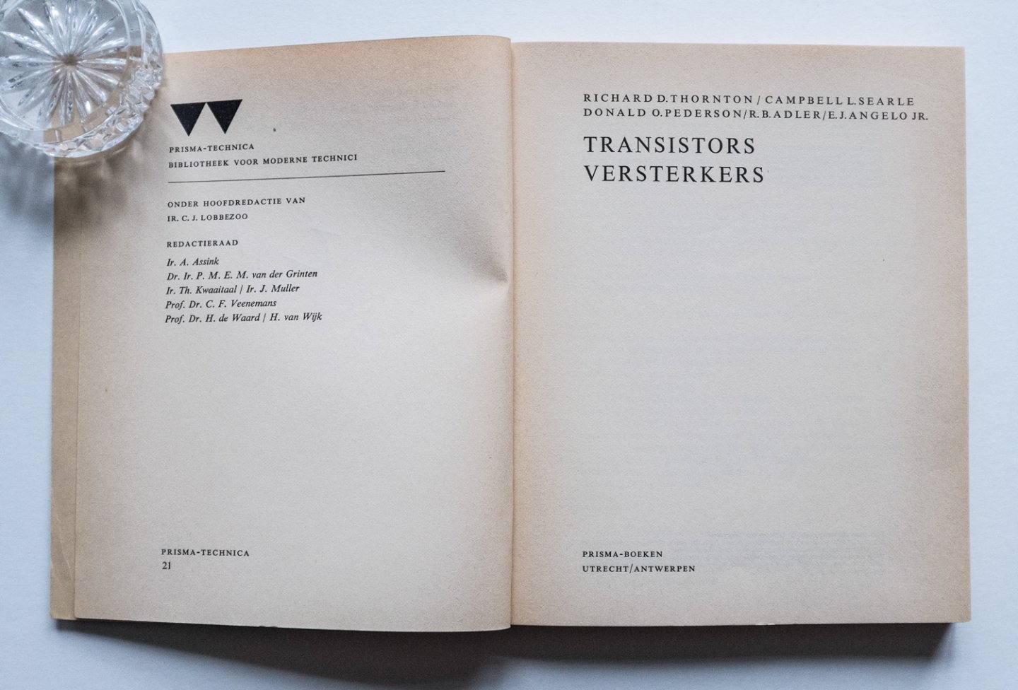 Thornton, Richard D., Searle, Campbell, L., Pederson, Donals O. en anderen - Transistors  versterkers