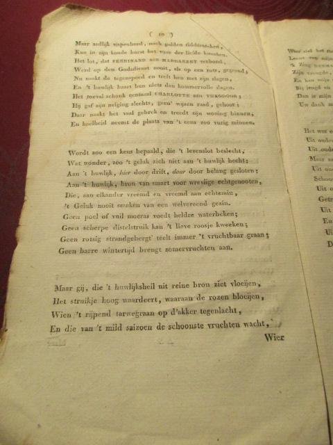  - Tafereel van een gelukkig burger-gezin. Dichtstuk