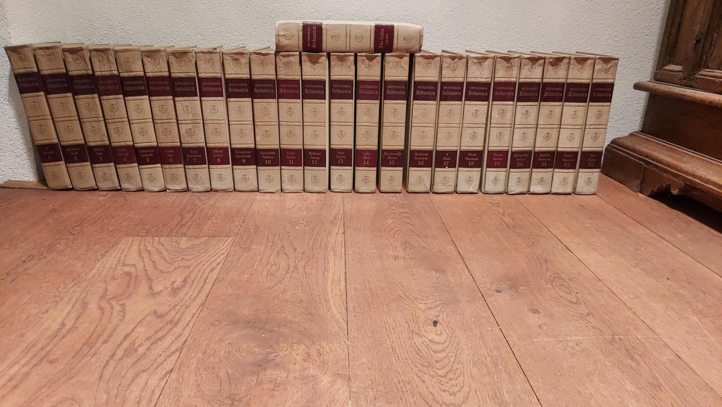 div - Encyclopeadia Brittanica, 23 volumes + index, compleet