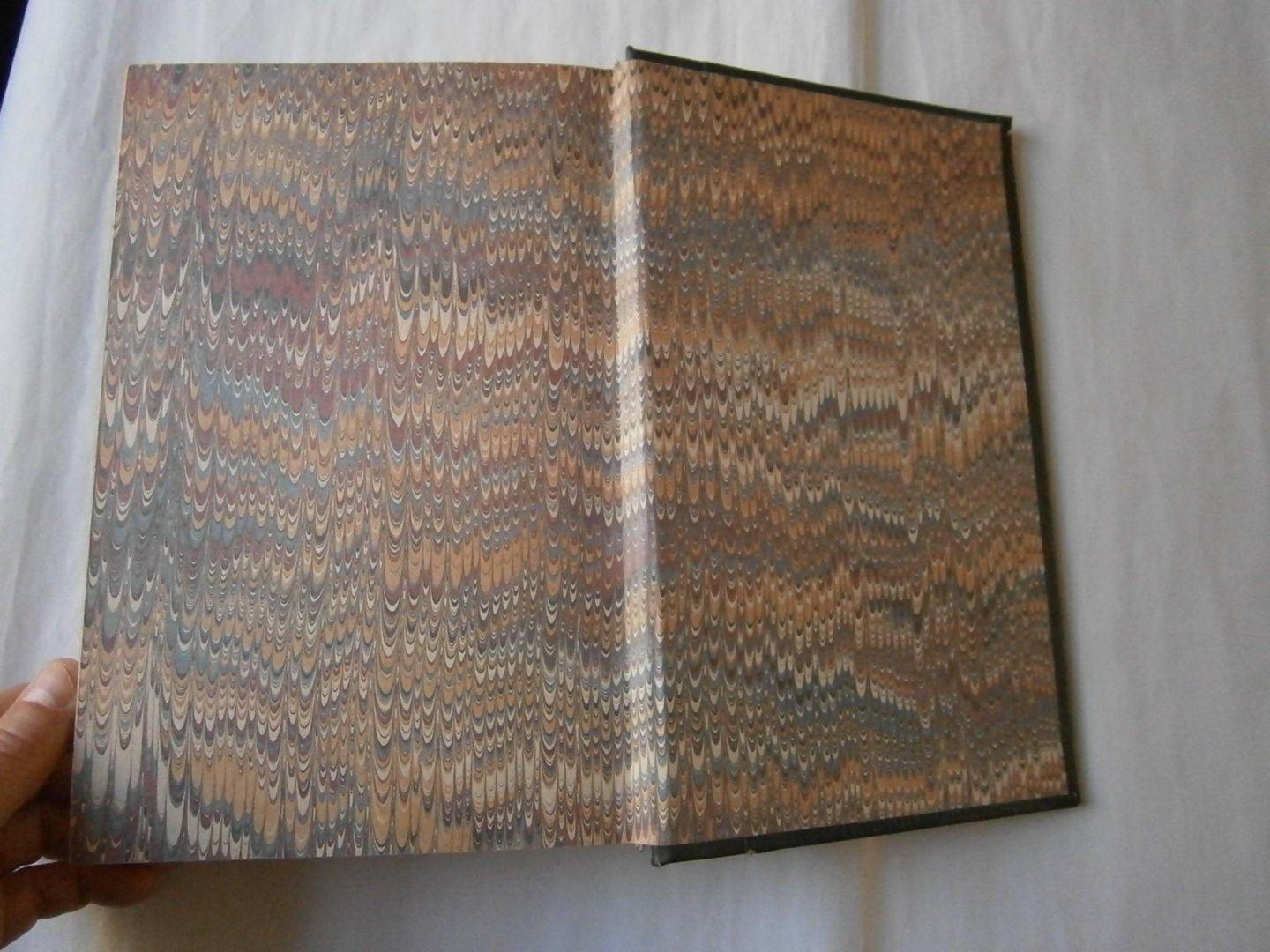 Twain, Mark - The Adventures of Tom Sawyer, The Adventures of Hunckleberry Finn, The Prince and the Pauper, Pudd'nhead Wilson, Short Stories, AConnecticut Yankee at King Arthur's Court