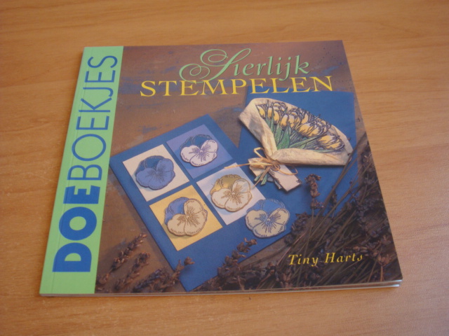 Harts, Tiny - Sierlijk stempelen - Doeboekje