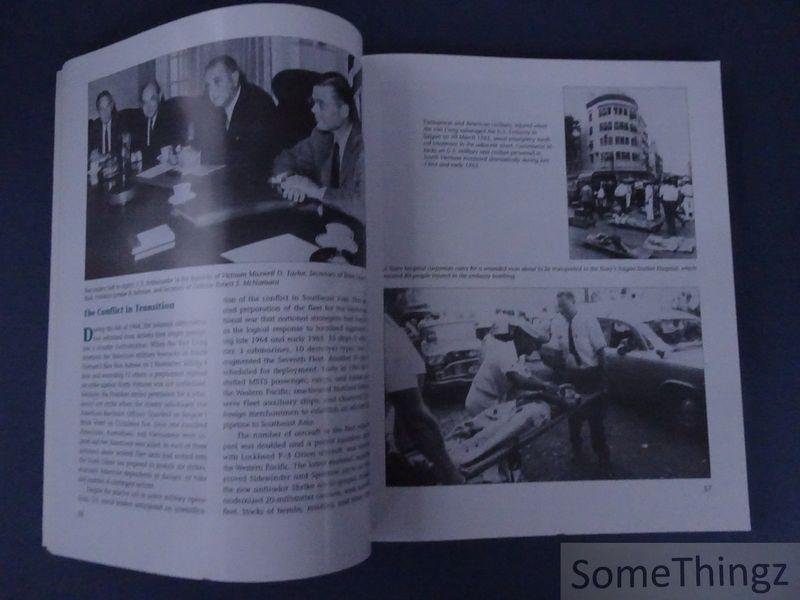 Edward J. Marolda. - The U.S. Navy in the Vietnam War. An illustrated history.