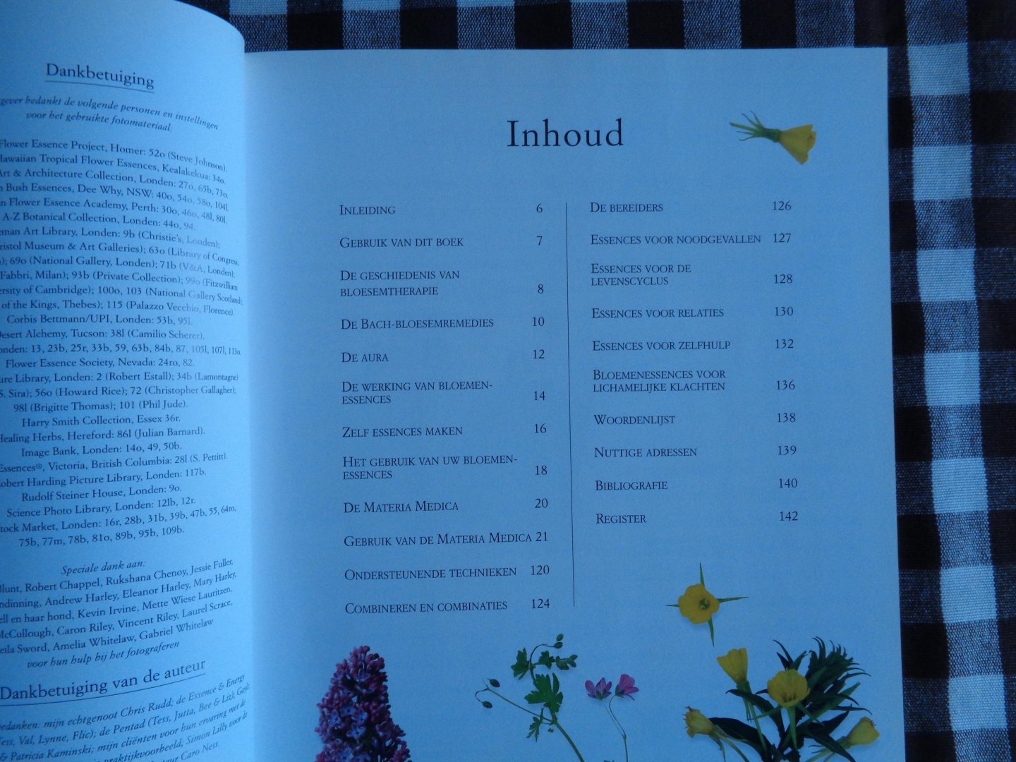 Carol Rudd, Titia van Schaik, Eveline Deul - Bloesemtherapie  een geillustreede gids