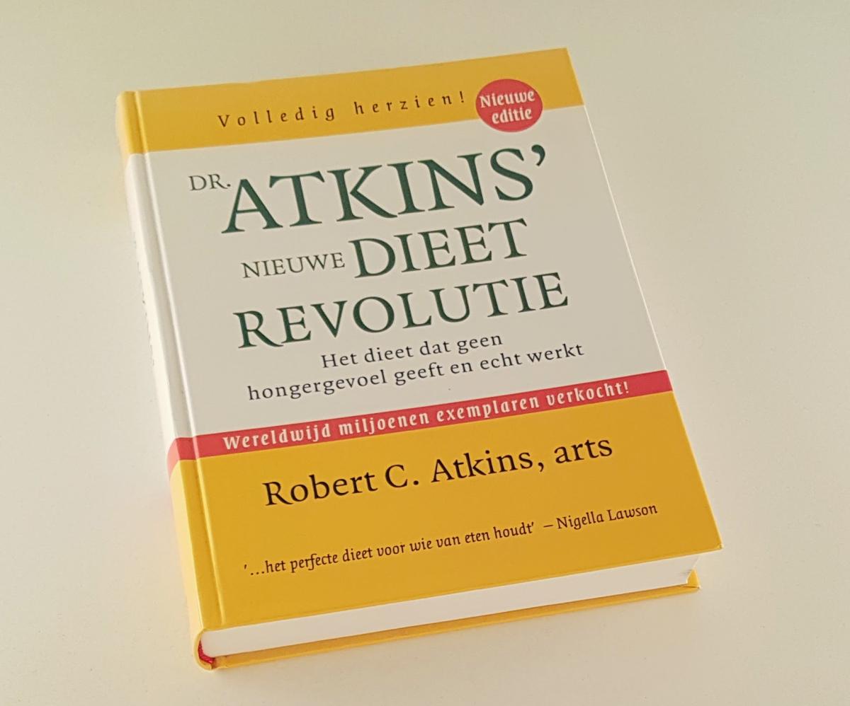 Atkins, Robert C. - Atkins' nieuwe dieet revolutie / Het dieet dat geen hongergevoel geeft en echt werkt