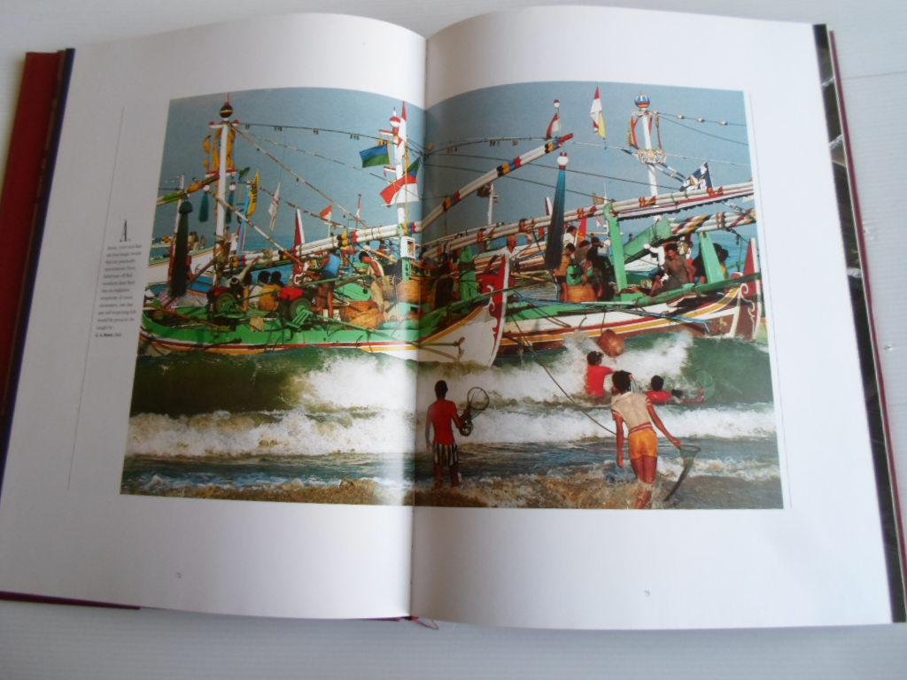 Behr, Edward - Indonesia, A voyage through the archipelago